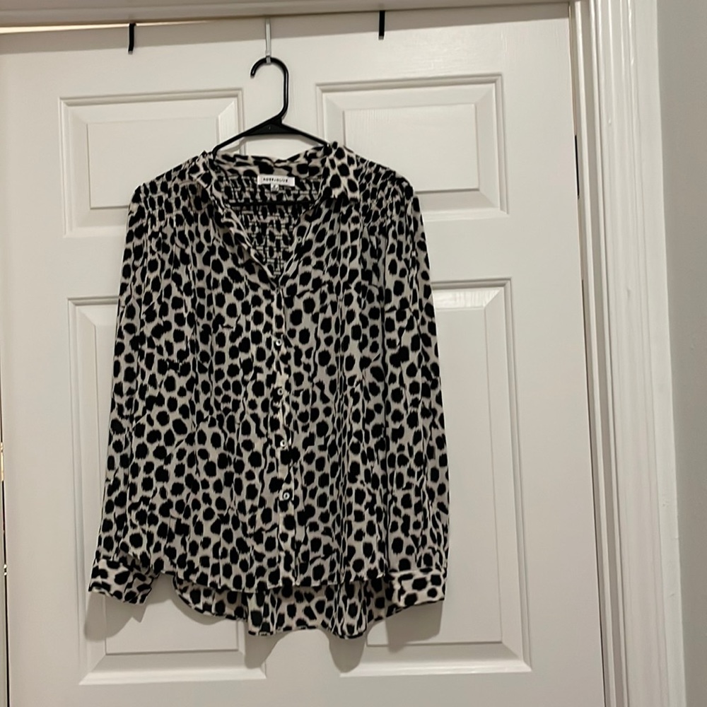Rose + Olive leopard print blouse size med
